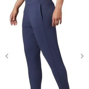 NWT nocturnal color women’s Columbia pants